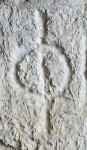A close-up of an instance of allograph Φ type2 inscribed on object ISic001834